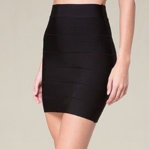 bebe black pencil skirt